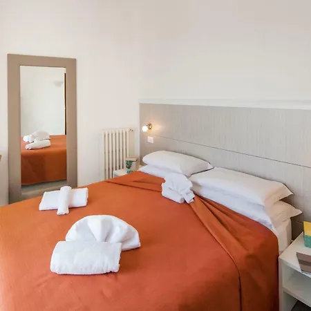 Hotel Villa Teresa Loano Esterno foto
